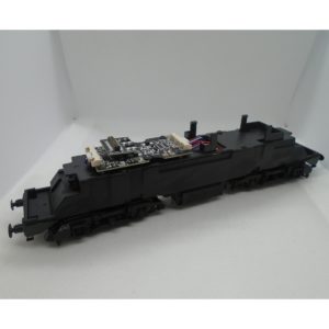 Class 29 OO Chassis Two Tone Green 6112