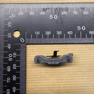 D Class OO Pony Frame Mount Grey