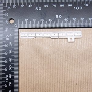 Class 142 N Carriage Glazing 2D-142-002