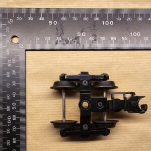 O Scale 3-Rail Truck PAIR with Couplings
