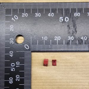 Railcar OO Step Crimson PAIR