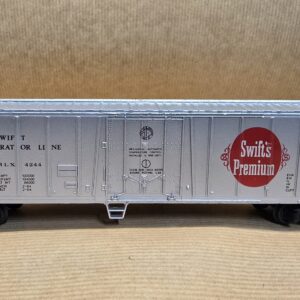 Grade I Bachmann #70900 51 foot Steel Reefer "Swift" HO Gauge