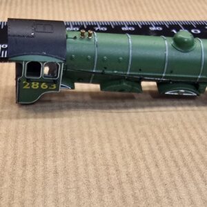 Grade III B17 Bodyshell 2863 LNER Apple Green N Gauge