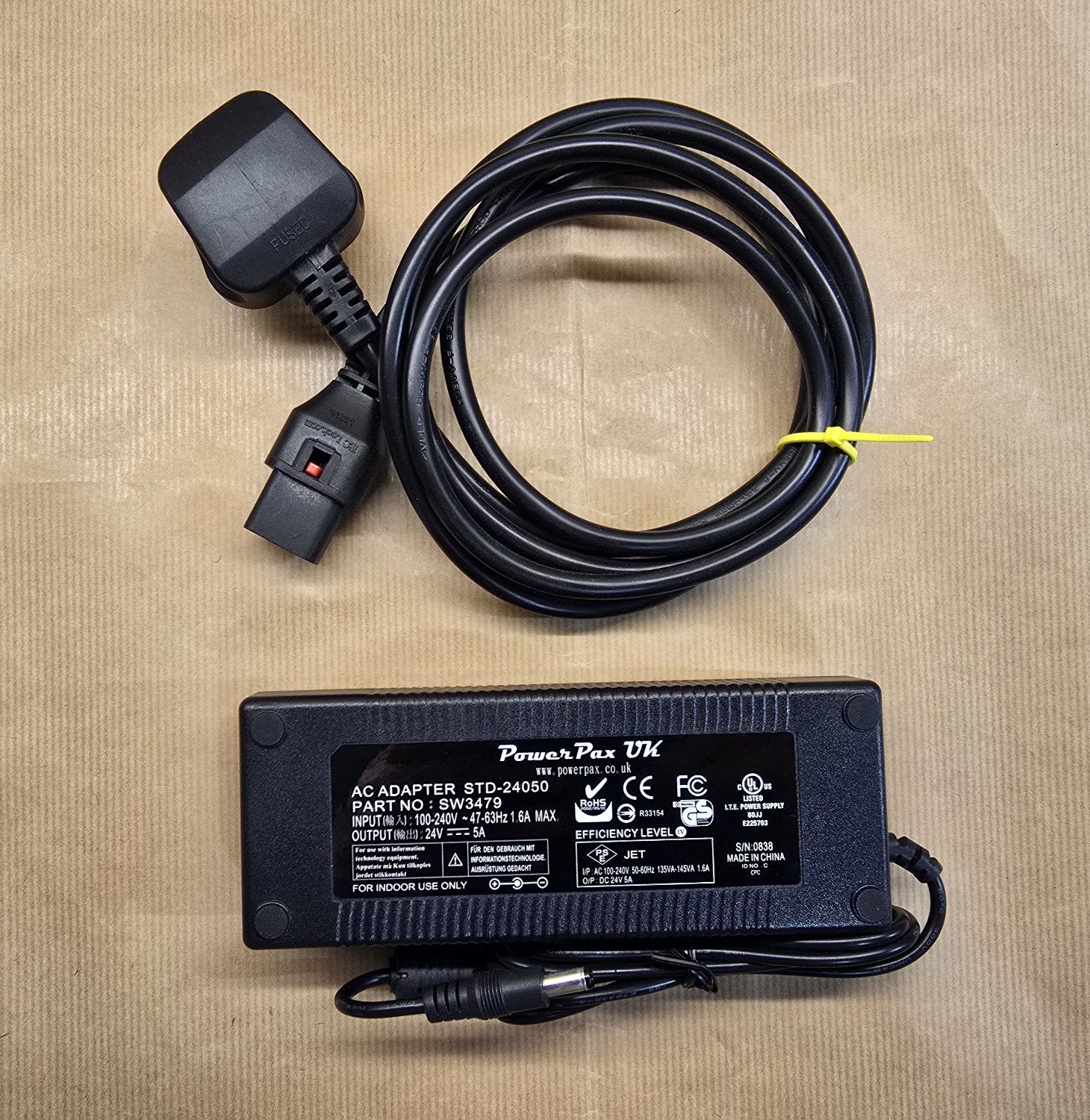 Alimentatore Adapter Tech STD-24050 24V 5A 3 Pin - Usato Ricondizionato Con Cavo